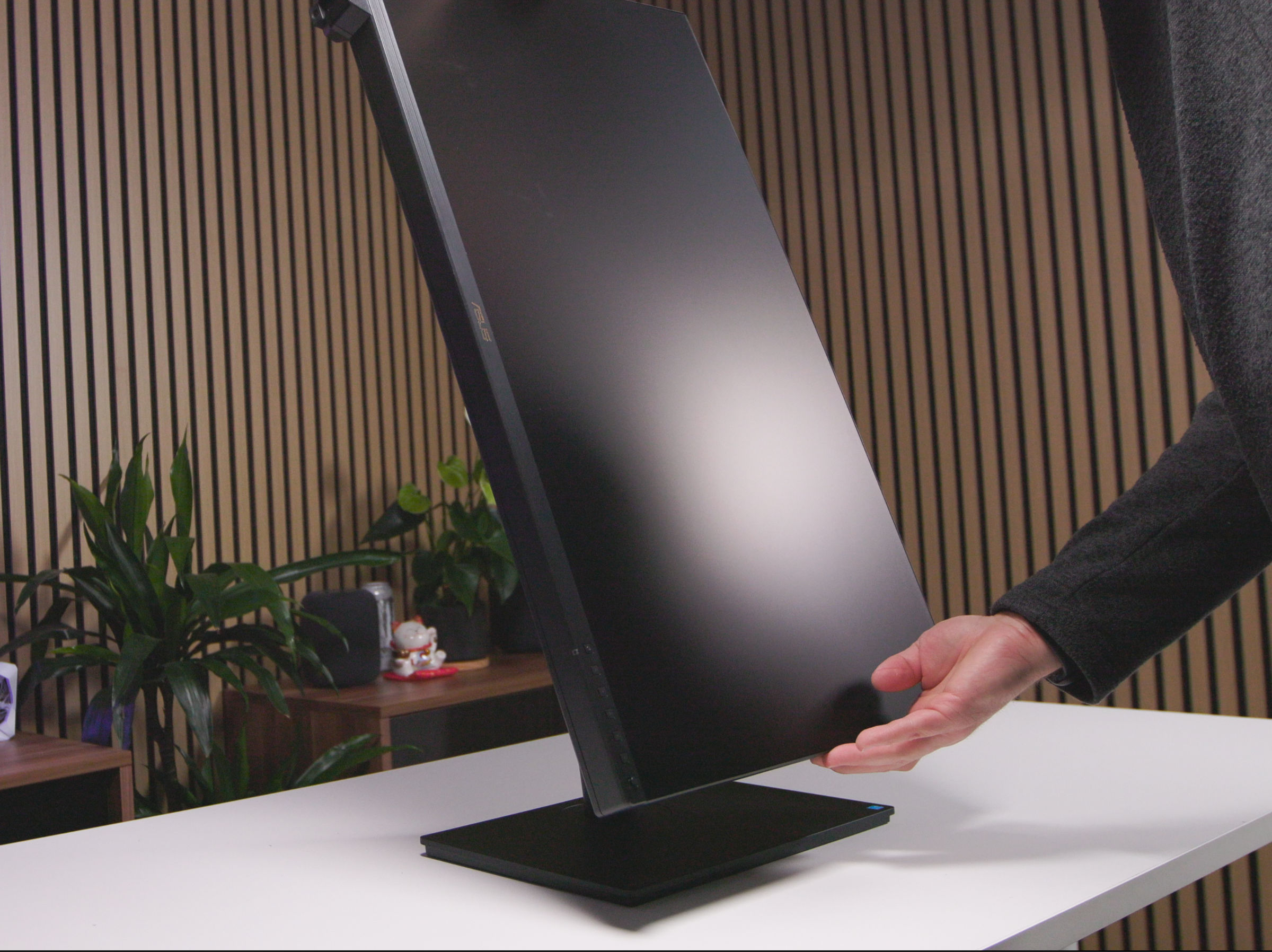 ASUS ProArt Display PA32KCX Drreheung