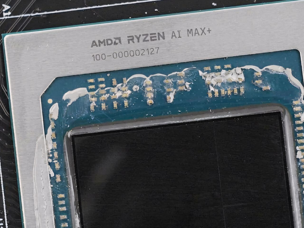 AMD OPN 100 000002127  Bild © hkepc