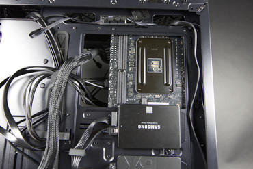 DeepCool Gamer Storm Macube 310 WH Mainboard-Zugang