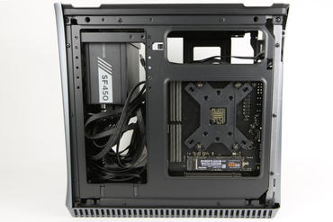 Fractal Design Era ITX Mainbaord Tray Rückseite