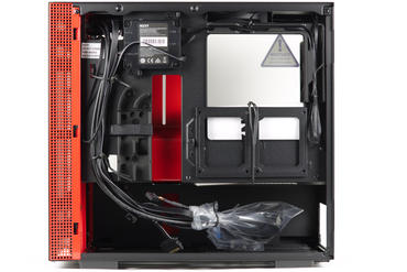 NZXT H210i Seite offen