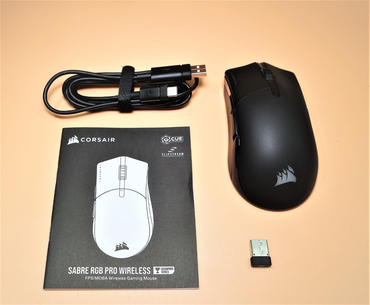 CORSAIR SABRE RGB PRO WIRELESS Lieferumfang