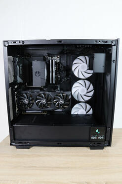 Deepcool Morpheus komplett montiertes System ohne Strom