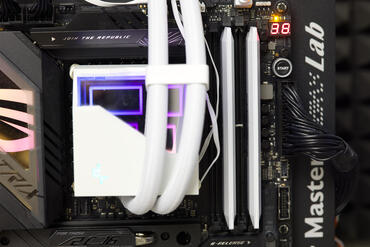 Crucial DDR5 Pro Overclocking im System verbaut