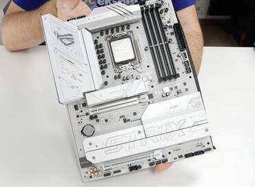 ASUS ROG Strix B860 A Motherboard 2