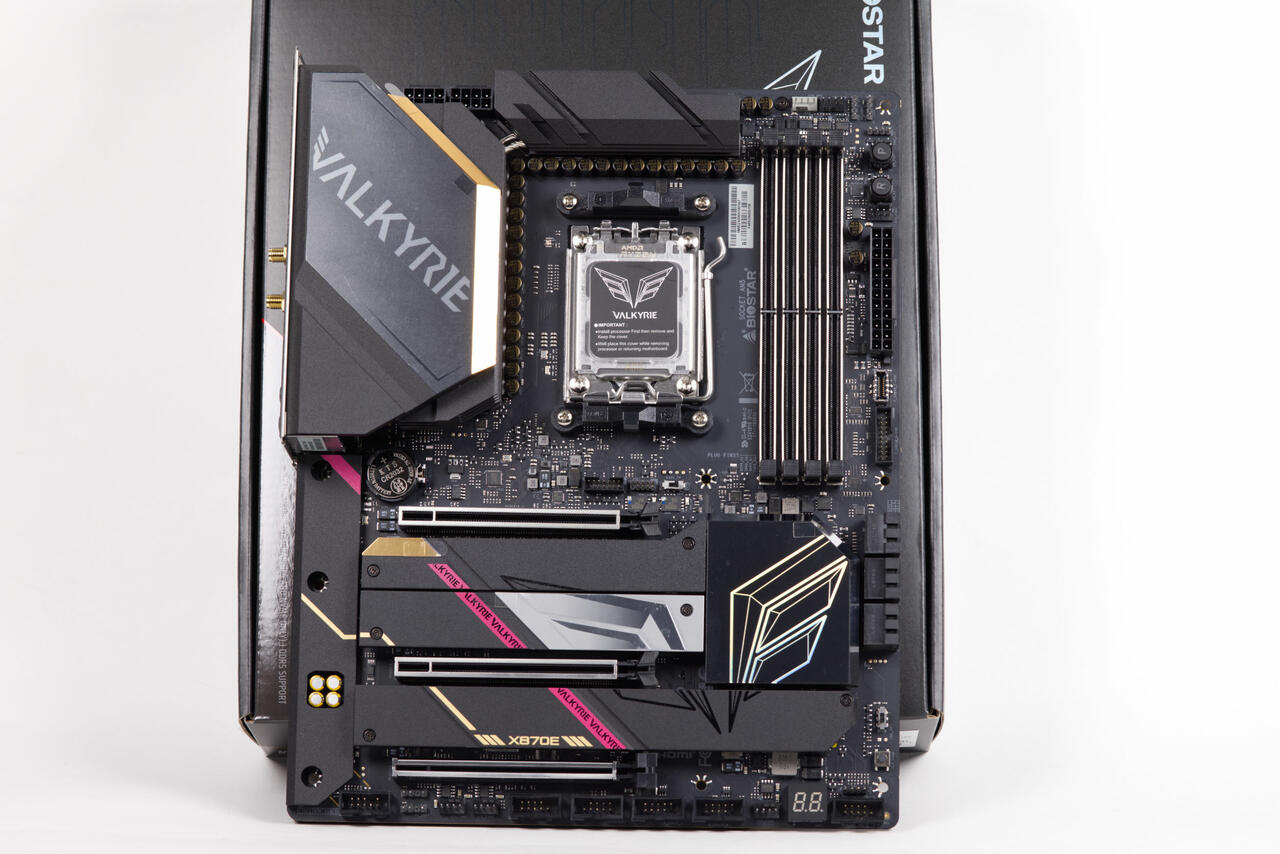 BIOSTAR X870E Valkyrie Test Review  Bild © PCMasters.de