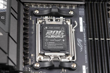 ASUS ROG STRIX B850 F Gaming WIFI AM5 Sockel mit Cover