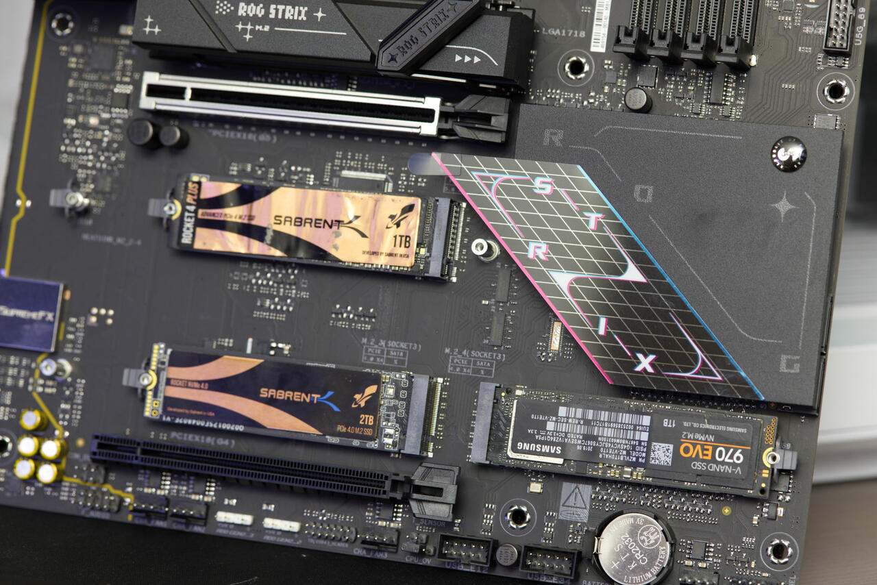 ASUS ROG STRIX B850 F Gaming WIFI SSDs verbaut  Bild © PCMasters.de