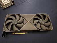 GeForce RTX 5090 Founders Edition: Tear-Down während der CES zeigt Grafikkarte in voller Pracht