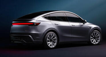 Tesla Model Y 2025 mit neuem Design